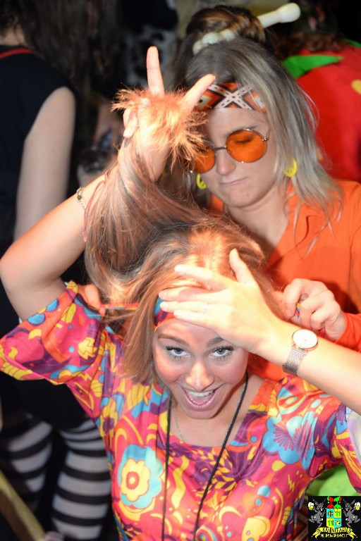../Images/Carnavals vrijdagavond in VdG 214.jpg